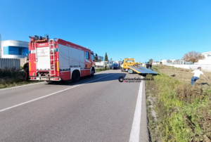 Incidente sulla statale 275: impatto tra auto e furgone. Due feriti in ospedale - Corriere Salentino