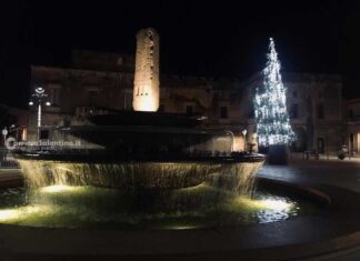 Autistico aggredito in piazza a Cavallino da un gruppo di minorenni: episodio di bullismo scuote la comunità