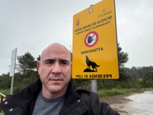 Presto un ufficio unico degli animali a Lecce, con un numero dedicato per le segnalazioni. Intanto è aperta la “caccia ai cacciatori di lupi” con la forestale 1 Presto un ufficio unico degli animali a Lecce, con un numero dedicato per le segnalazioni. Intanto è aperta la “caccia ai cacciatori di lupi” con la forestale - Corriere Salentino