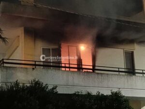 Fiamme in un appartamento: passanti lanciano l'allarme. In salvo il padrone di casa - Corriere Salentino