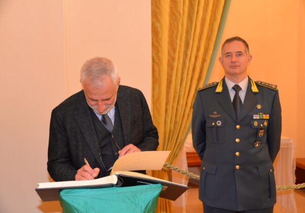 Visita del Presidente del tribunale e del Procuratore della Repubblica di Lecce al comando provinciale di Lecce - Corriere Salentino