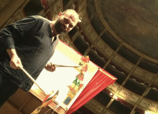 Spettacolo di Astragali alla Distilleria De Giorgi