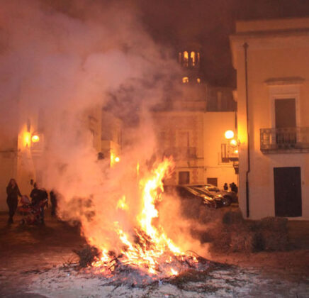 Il 17 febbraio a Cutrofiano “Sant'Antoni te le Focare” - Corriere Salentino
