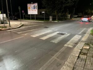 Investiti da un'auto mentre attraversano la strada: gravi marito e moglie - Corriere Salentino