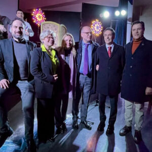 Grande successo per “Il principe blu” sul palco di Carmiano: una storia emozionante che racconta la SLA e la realizzazione di un sogno - Corriere Salentino