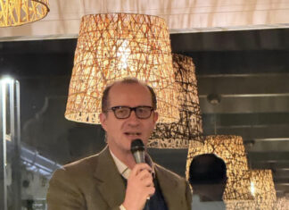 Dal Global Banking alla Foresta Sostenibile: Luigi De Vecchi e la Metamorfosi del Capitalismo nel Salento