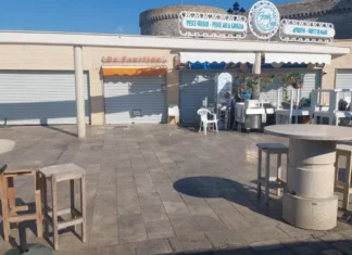 Occupazione abusiva dei box nel mercato ittico: 11 indagati