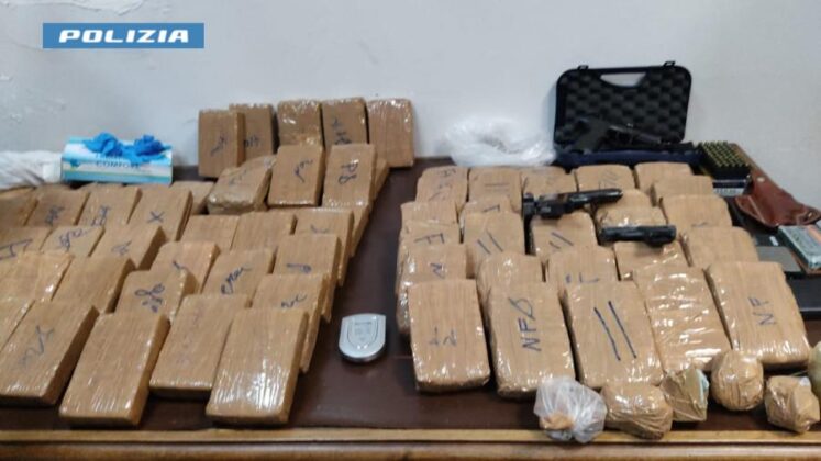 Blitz antidroga, 9 arresti: sequestrati eroina, esplosivi e armi da guerra. Il quartier generale in un panificio - Corriere Salentino