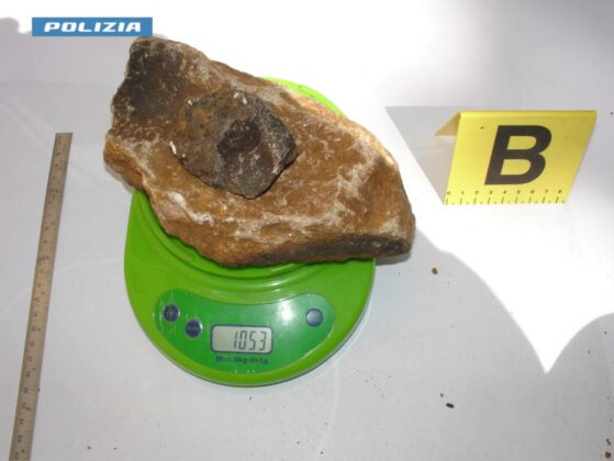 Blitz antidroga, 9 arresti: sequestrati eroina, esplosivi e armi da guerra. Il quartier generale in un panificio - Corriere Salentino