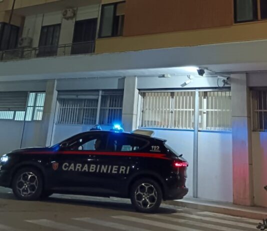Finto incidente e falso carabiniere: ennesima truffa a un’anziana, via contanti e oro per 10mila euro