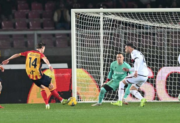 Le pagelle dei giallorossi in Lecce-Bologna: bene la difesa - Corriere Salentino