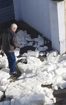 Meteo estremo, altra grandinata nel Capo di Leuca: le strade diventano fiumi di ghiaccio - Corriere Salentino