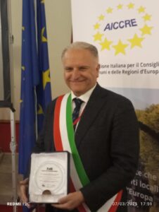 Eccellenza nella governance. Il Comune di Matino riceve per la seconda volta il Premio ELOGE Italia 2025 - Corriere Salentino