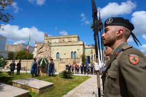 Specchia rende omaggio al “Milite Ignoto” con la cittadinanza onoraria: un tributo al sacrificio e all’unità della Nazione - Corriere Salentino