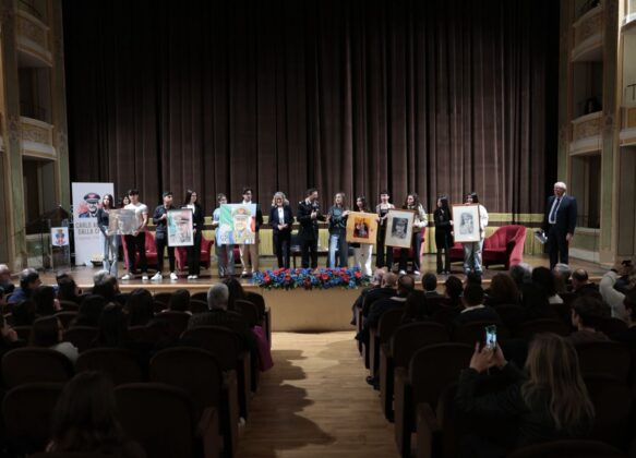 La memoria di Carlo Alberto Dalla Chiesa illumina i giovani. Oggi celebrazione della legalità al Teatro Apollo di Lecce - Corriere Salentino