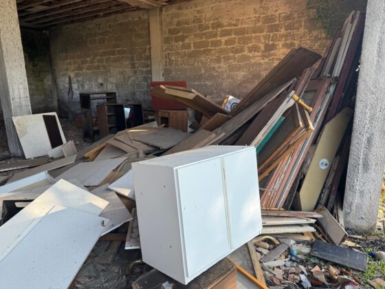 Terreni colmi di rifiuti a Corigliano e a Poggiardo, scattano sequestri e denunce - Corriere Salentino