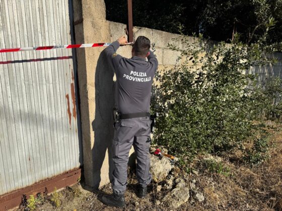 Terreni colmi di rifiuti a Corigliano e a Poggiardo, scattano sequestri e denunce - Corriere Salentino