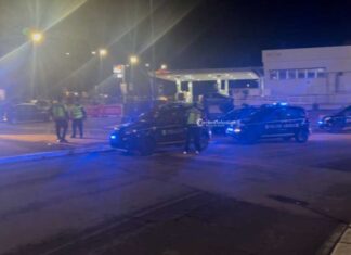 Investe agente al termine della partita e lo spedisce in ospedale: tifoso identificato e denunciato