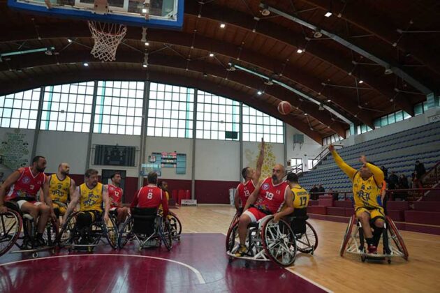 Buona la prima al Pala San Giuseppe da Copertino. Lupiae Team Salento - Cus Catania 65-38 - Corriere Salentino