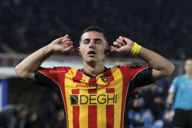 Una doppietta di Krstovic non basta. Il Lecce resuscita anche il Milan, che ne fa 3 e ribalta il match - Corriere Salentino