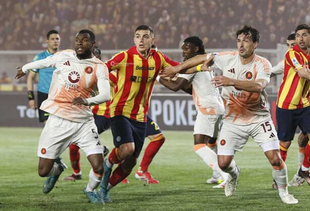 Contro la Roma arriva il quinto ko di fila, la strada verso la salvezza si fa sempre più dura - Corriere Salentino