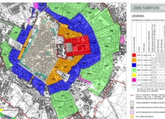 Strisce blu nelle periferie di Lecce, da San Pio a via Leuca, l’opposizione insorge: “Salasso sulla testa della città, cittadini ingannati”