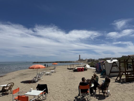 Pasqua e Pasquetta in riva al mare per migliaia di salentini, da San Cataldo a Leuca il sole regala la prima tintarella - Corriere Salentino