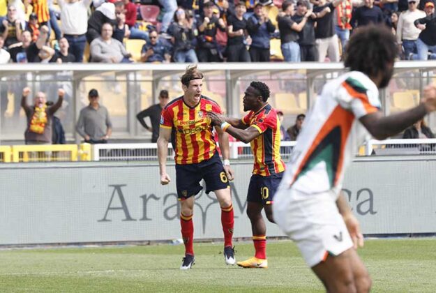 Le pagelle dei giallorossi in Lecce – Venezia: Baschirotto torna al gol dopo 2 anni, Krstovic vivace, autogol scellerato di Gallo - Corriere Salentino
