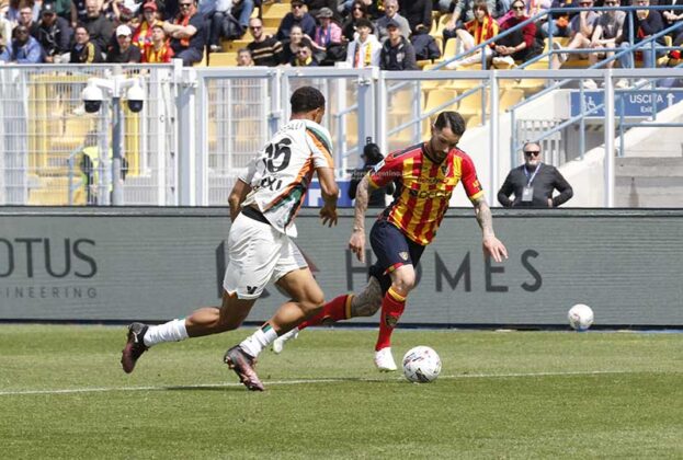 Le pagelle dei giallorossi in Lecce – Venezia: Baschirotto torna al gol dopo 2 anni, Krstovic vivace, autogol scellerato di Gallo - Corriere Salentino