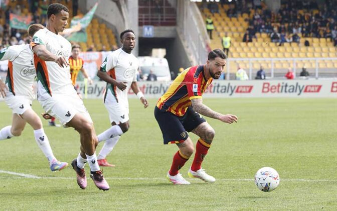 Le pagelle dei giallorossi in Lecce – Venezia: Baschirotto torna al gol dopo 2 anni, Krstovic vivace, autogol scellerato di Gallo - Corriere Salentino