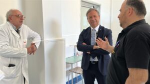 Ospedale Galatina, ispezione Pagliaro: "Laboratorio analisi nel degrado, problemi al pronto soccorso e cantieri fermi. Fiore all'occhiello il centro trasfusionale" - Corriere Salentino