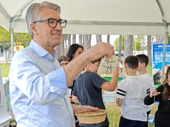 Al via l'eco tour itinerante di “Pianeta in Gioco”: 2500 bambini sentinelle di Pianeta in Gioco nel Salento - Corriere Salentino