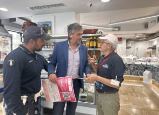 Giro d’Italia a Lecce: la Polizia locale in prima linea per informare cittadini ed esercenti