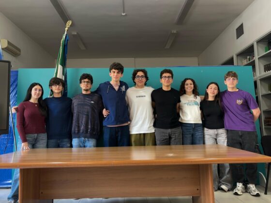 La "corazzata salentina": 80 ragazzi e ragazze in partenza per le gare finali nazionali di matematica, chimica, astronomia, scienze naturali, elettronica, meccatronica - Corriere Salentino