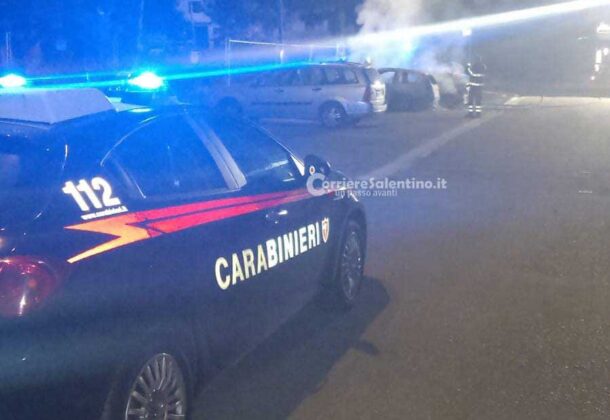Notte rovente in tutta la provincia: a fuoco sei auto. Rogo anche in un autosalone - Corriere Salentino