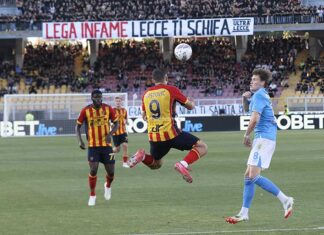 Contro il Napoli capolista arriva l’ennesima sconfitta, decide una punizione di Raspadori