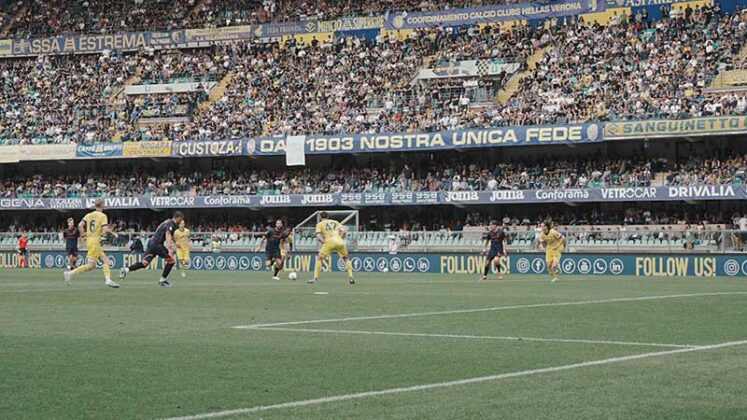 Il Lecce non va oltre il pari a Verona, la situazione è molto complicata in zona rossa - Corriere Salentino