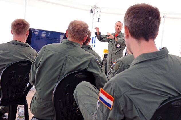 Aeronautica Militare: addestramento alla sopravvivenza in mare per il 61° Stormo - Corriere Salentino