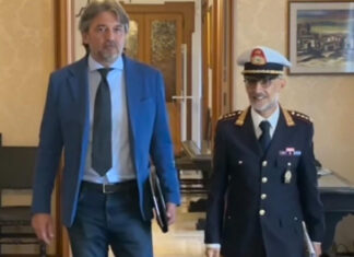 Decine di multe per i terreni trascurati, pieni di erbacce e sterpaglie. Continua il giro di vite della polizia locale