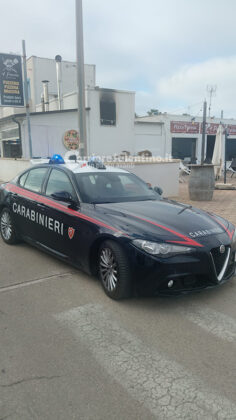 Torre San Giovanni, fiamme a un noto locale. Probabile origine dolosa, indagano i carabinieri - Corriere Salentino