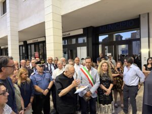 Carmiano, un monumento tattile e inclusivo per ricordare la chiesa matrice abbattuta nel ‘61. Erroi: “Operazione di riscoperta della nostra storia” - Corriere Salentino