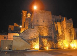 “Teatro Mare” La rassegna teatrale estiva organizzata dalla Filodrammatica Maruggese