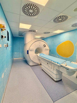 Donata l'umanizzazione pittorica delle Sale della Risonanza Magnetica dell'Ospedale di Casarano - Corriere Salentino