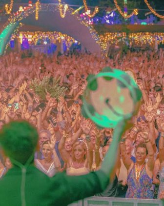 Dal 1 al 6 agosto a Leverano Birra e Sound Mania 2025: viaggio nel cuore pop degli anni ’90 e 2000 birre, food, musica e inclusione - Corriere Salentino