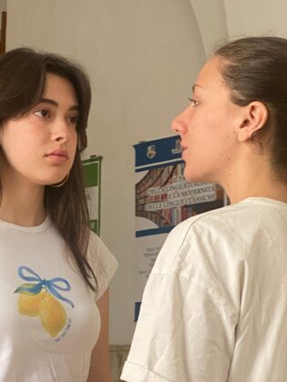 A Casarano l’Antigone di Sofocle: il teatro che educa, il metodo Ruggiero che ispira - Corriere Salentino