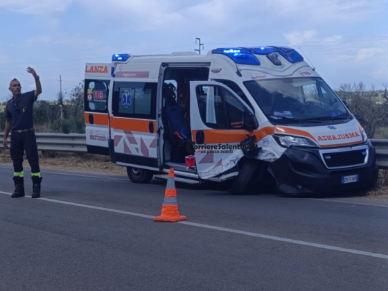 Scontro sulla via per il mare tra Suv con bimbi a bordo e un’ambulanza, ferita una soccorritrice del 118 - Corriere Salentino