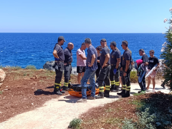 Malore fatale in una caletta di Tricase Porto: vittima un uomo di 62 anni - Corriere Salentino