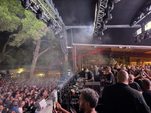 Il Parco Gondar diventa il tempio della musica elettronica internazionale: ritorno esplosivo dei Chemical Brothers - Corriere Salentino