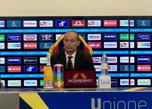 Di Francesco spiega gli errori della gara. Camarda è in ospedale. Allegri: “Lecce campo difficile” - Corriere Salentino