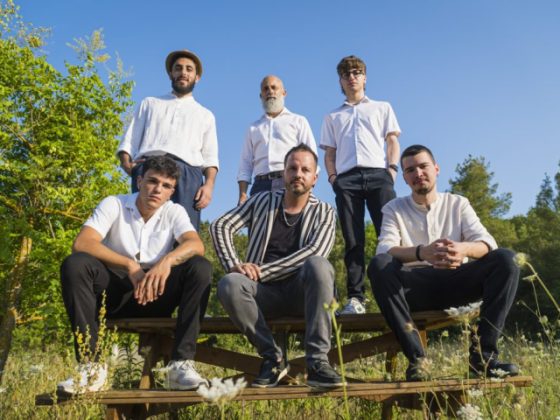 Salento e Lucania, a Cutrofiano Kamafei e Fronni D’alia. Sabato 9 agosto una serata che spazia dalla tradizione lucana alla travolgente pizzica del gruppo fondato da Gianni De Santis - Corriere Salentino